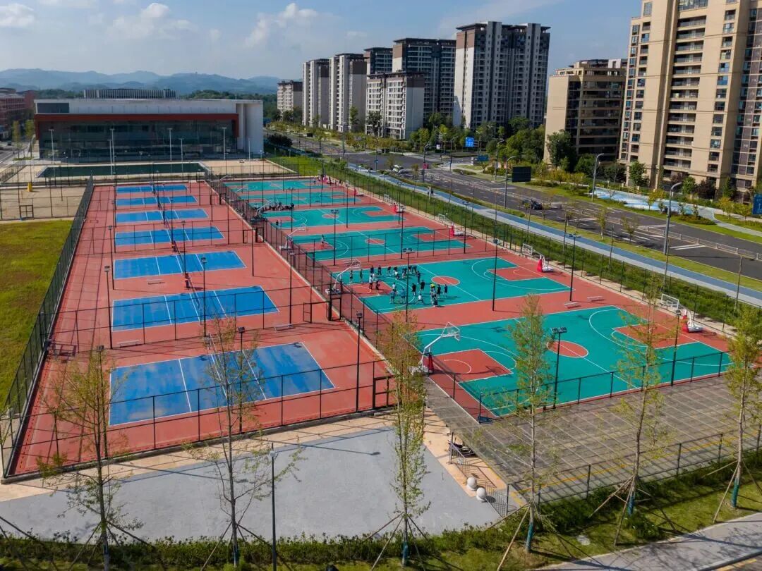 成都多个学校体育场地，免费开放！