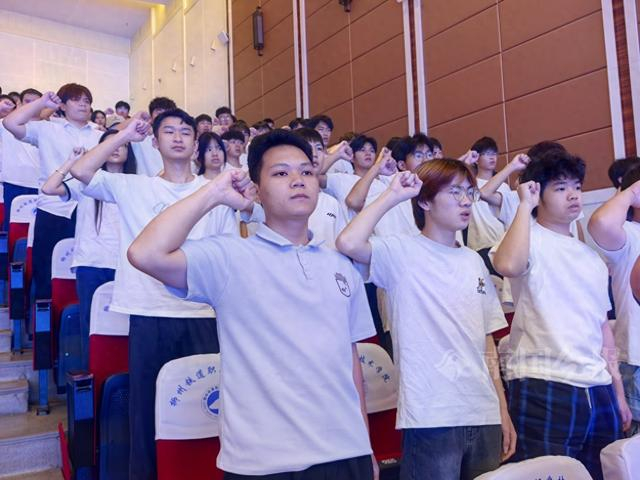 1400余名“小青芒”出征,服务全区民族体育盛会!